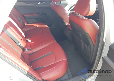 2024 Kia K5 Gt-Line z USA, uszkodzony, nr VIN 5XXG64J26RG244994